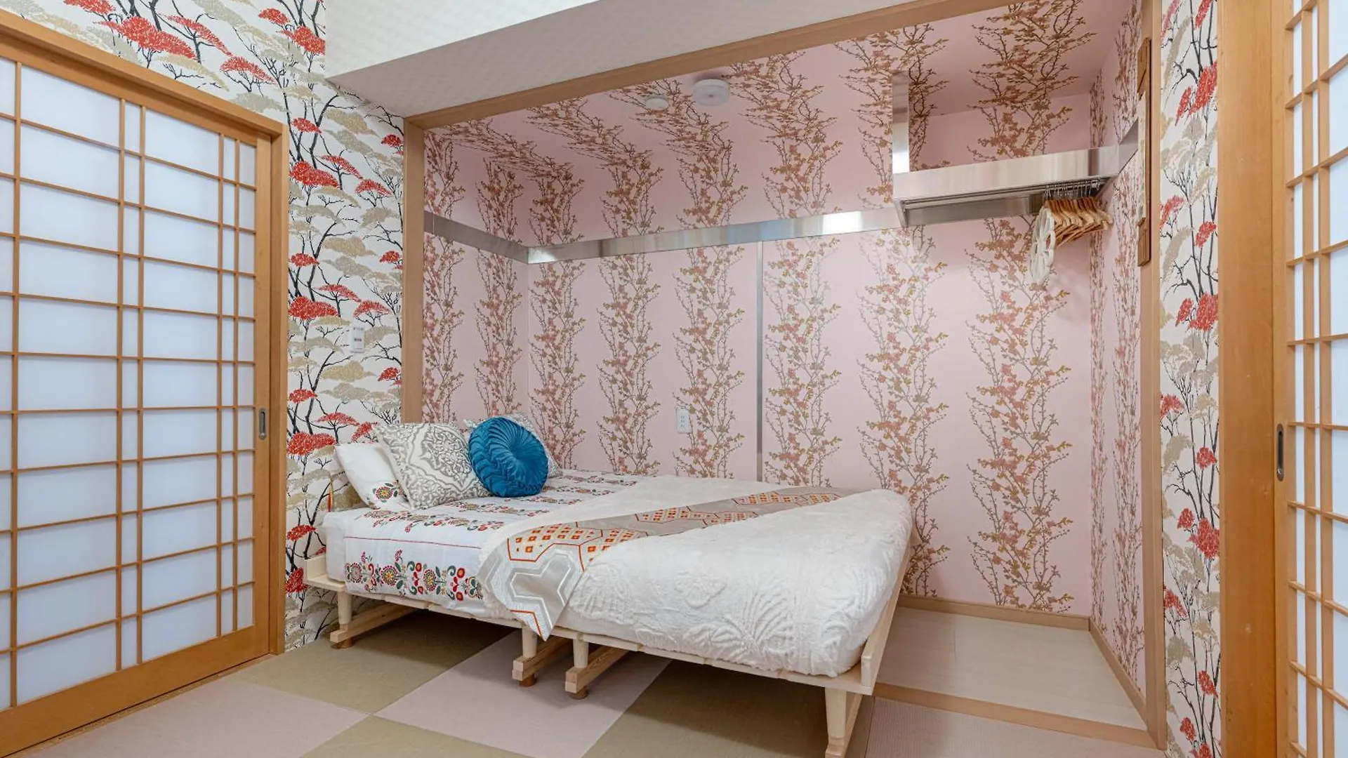 Papillon Paradis Nishi-Shinjuku 도쿄